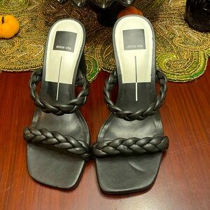 Dolce Vita Black Sandal - Size 6.5